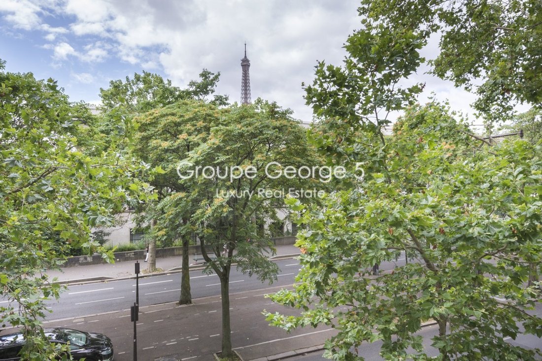 Apartment in Chaillot, Paris 16e Arrondissement, Paris 2 - 14493195