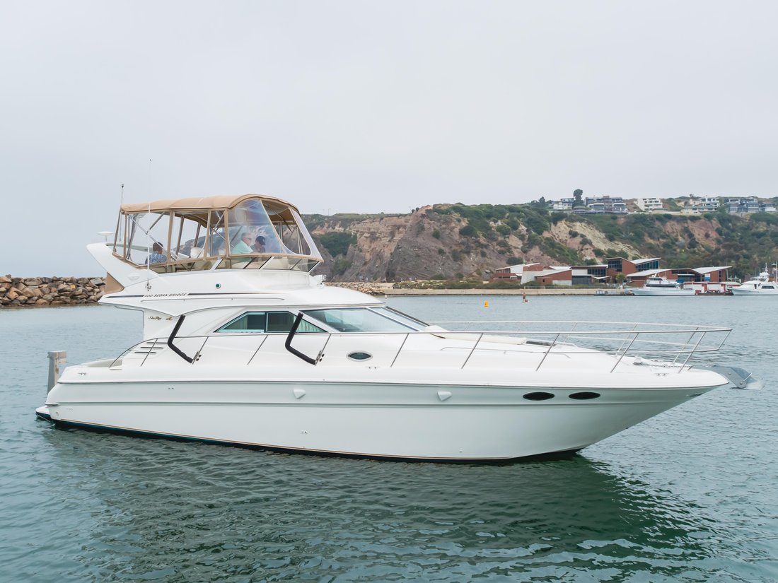 Flybridge in United States 1 - 14493289