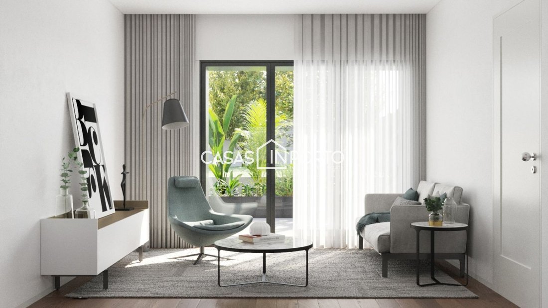 Apartment in Cedofeita, Santo Ildefonso, Se, Miragaia, Sao Nicolau e Vitoria, Porto District, Portugal 2 - 14493823