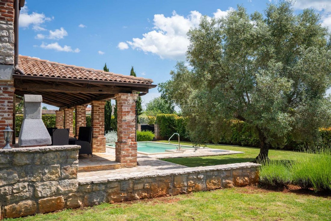 House in Heraki, Istria County, Croatia 3 - 14494074
