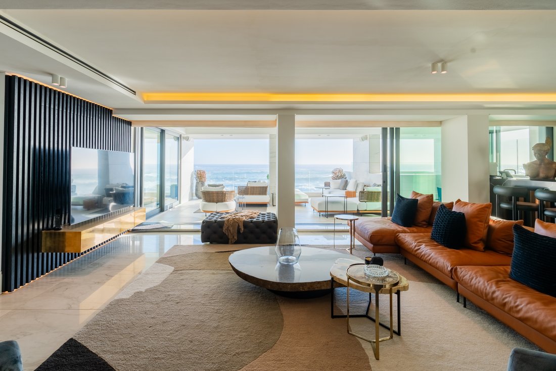 Apartment in Cape Town, Western Cape, South Africa 1 - 14494039