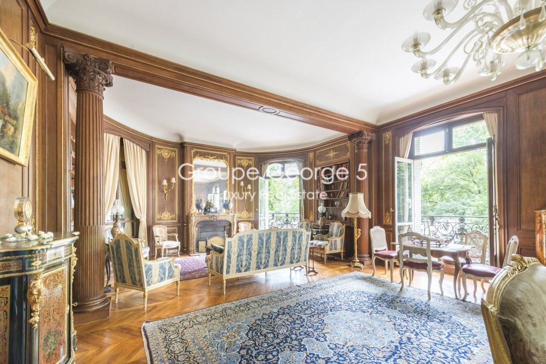 Apartment in Chaillot, Paris 16e Arrondissement, Paris 1 - 14493195