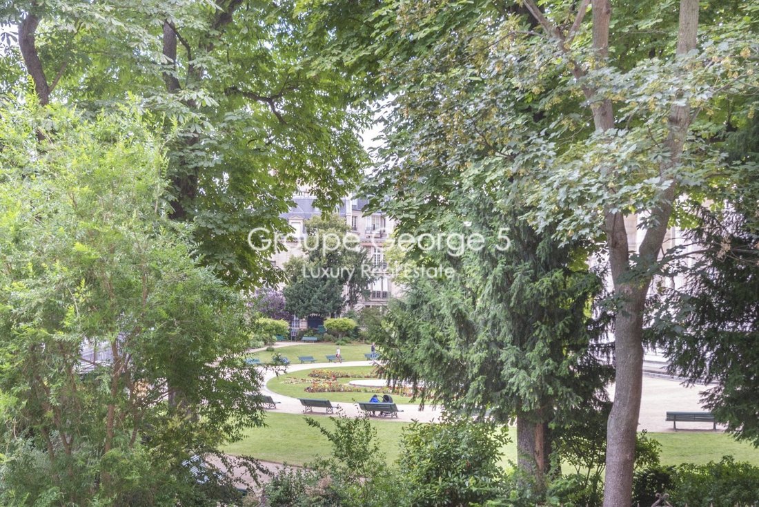 Apartment in Chaillot, Paris 16e Arrondissement, Paris 3 - 14493195