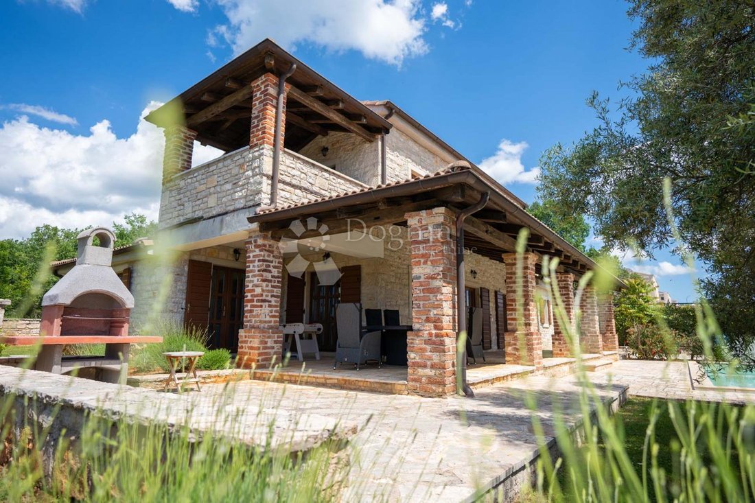 House in Heraki, Istria County, Croatia 2 - 14494074