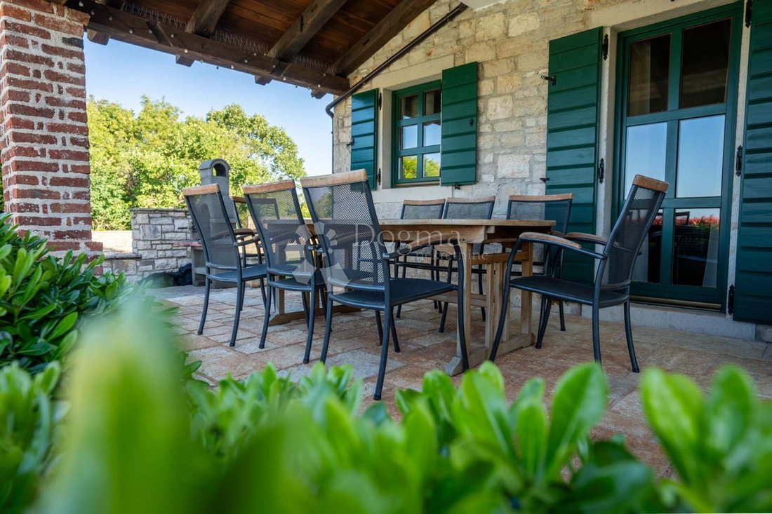 House in Heraki, Istria County, Croatia 2 - 14494086