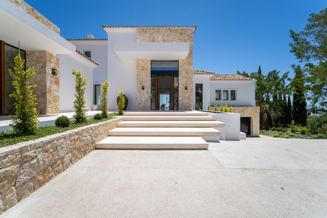 Villa in Benahavis, Andalusia, Spain 2 - 14493915