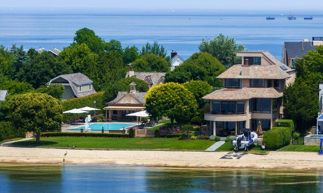 Opulent Asharoken Beachfront Estate Of In Northport, New York, United