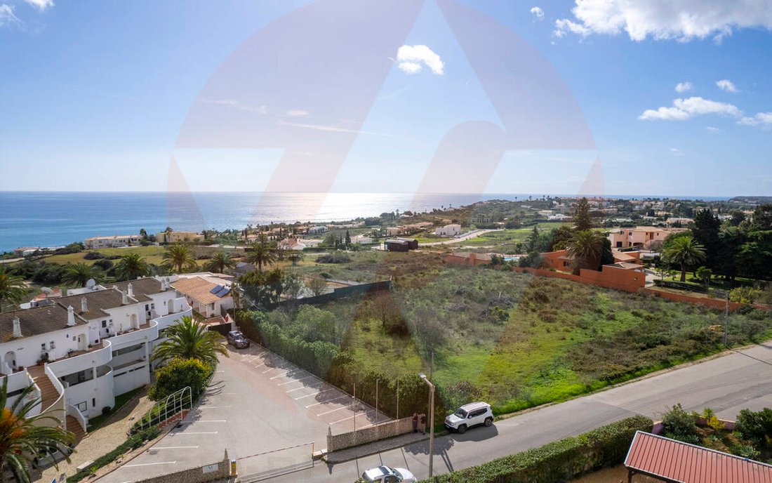 Land in Praia da Luz, Algarve, Portugal 4 - 14493384