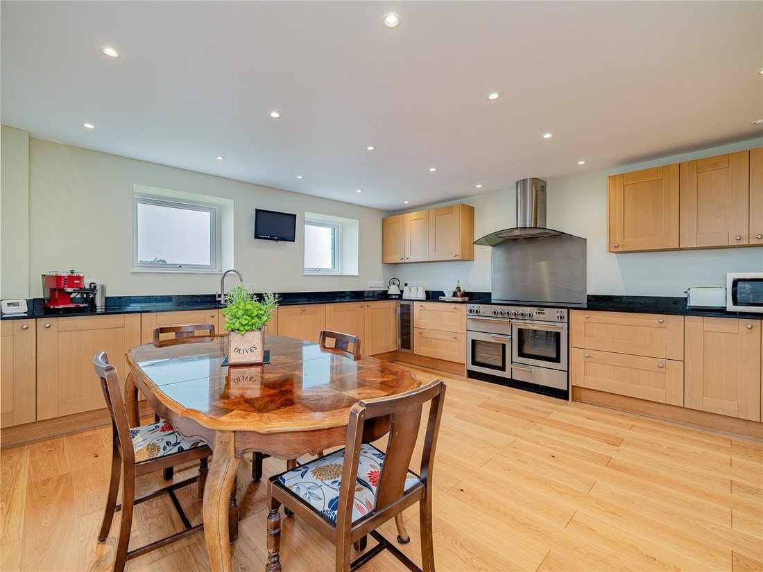 House in Llanaelhaearn, Wales 4 - 14493352