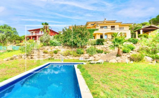 Chalet in Calonge i Sant Antoni, Catalonia, Spain 1