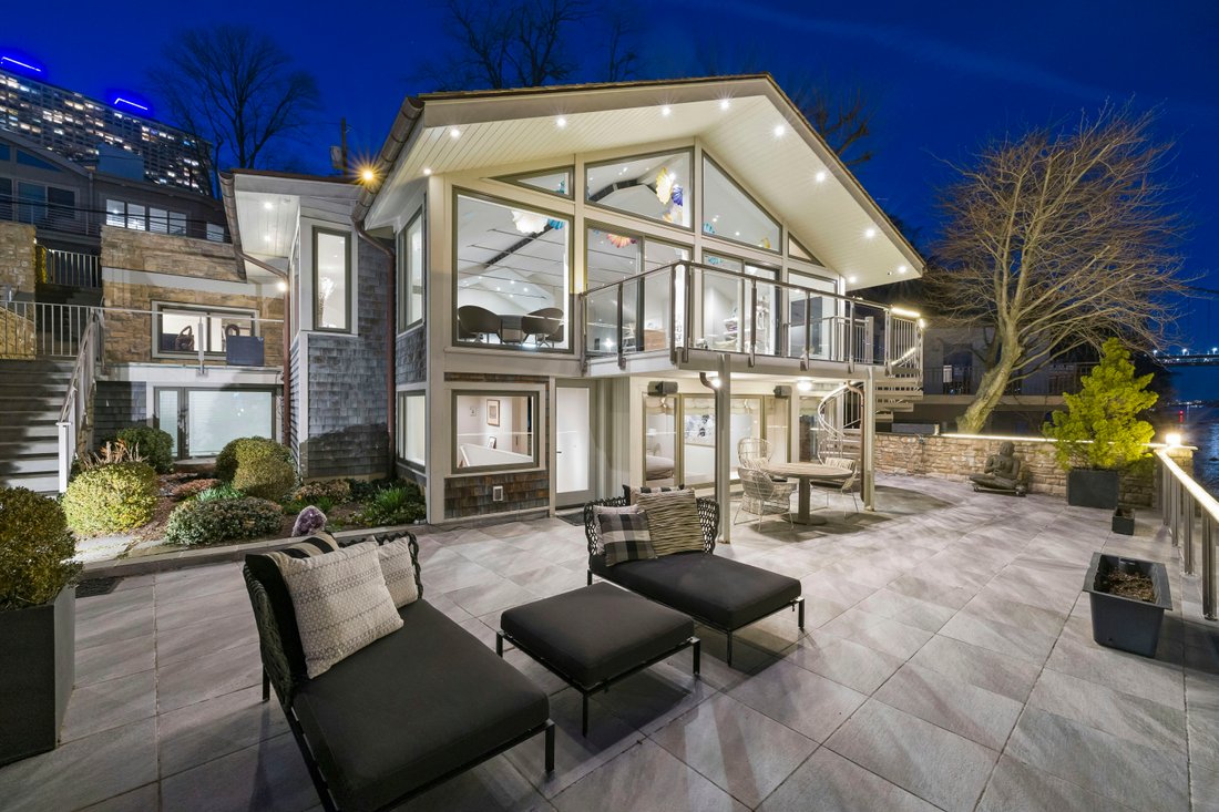 House in Edgewater, New Jersey, United States 1 - 13990033
