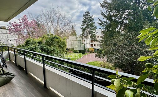 Apartment in Saint-Cloud, Ile-de-France, France 1