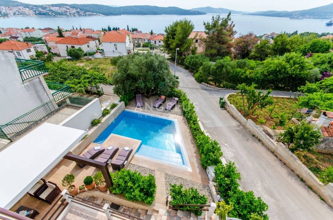 Casa en Okrug Gornji, Split-Dalmacia, Croacia 5 - 14499040