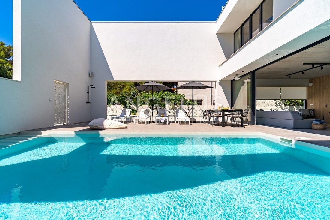 House in Supetar, Split-Dalmatia County, Croatia 4 - 14499063