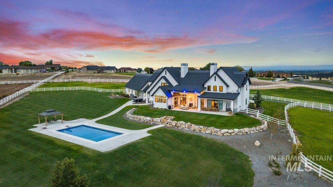An Estate Designed For The Elite In Nampa, Idaho, United States For ...