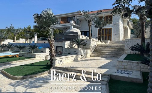 Villa in Grad Crikvenica, Primorje-Gorski Kotar County, Croatia 1