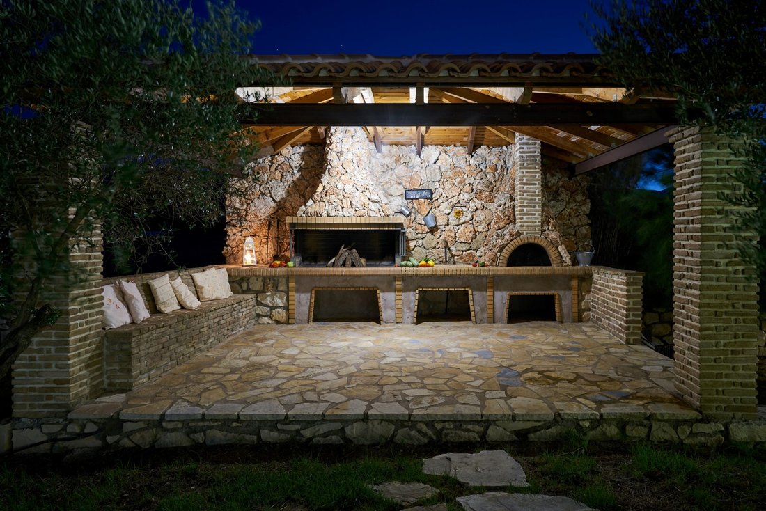 Villa in Ampelokipon, Peloponnese, Western Greece and the Ionian, Greece 4 - 14498813