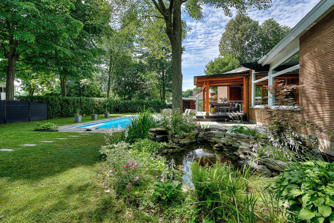 Candiac, Quebec In Candiac, Quebec, Canada For Sale (14499796)