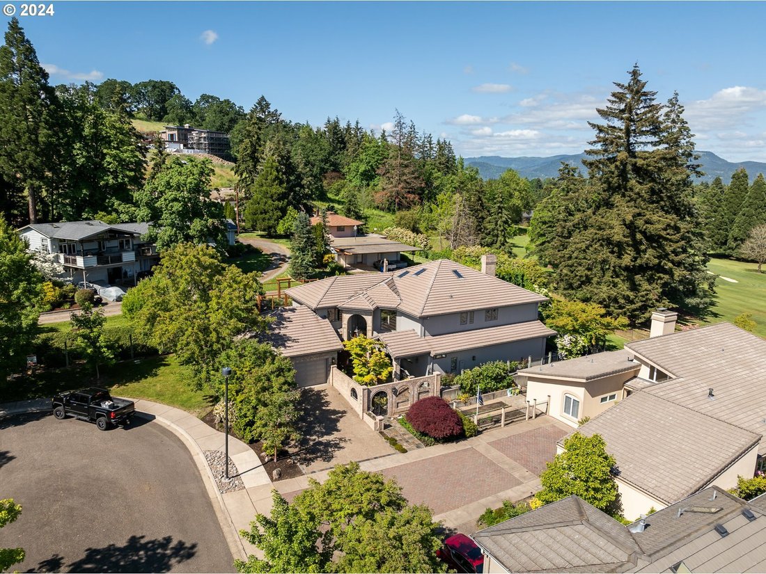 Picture of Serene Luxury Residence In Private In Eugene, Oregon, United States For ...