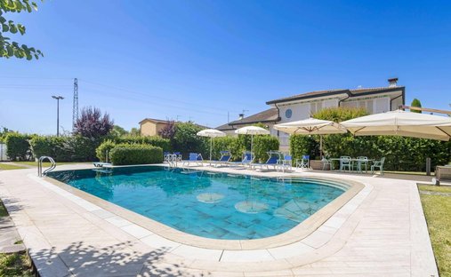 Villa in Center, Fucecchio, Tuscany 1