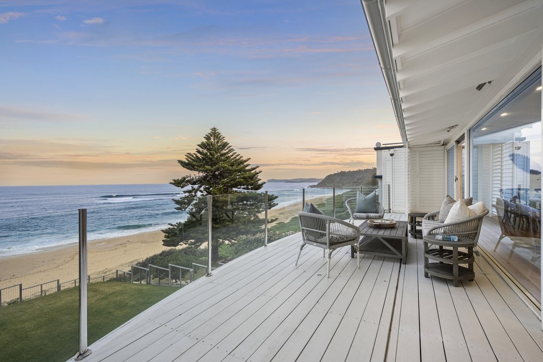 Premier Oceanfront Setting In Forresters Beach, New South Wales