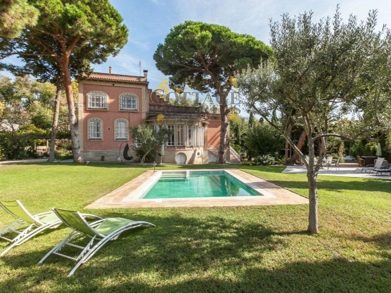 Vilassar De Mar Casas De Lujo In Vilassar De Mar, Catalonia, Spain For