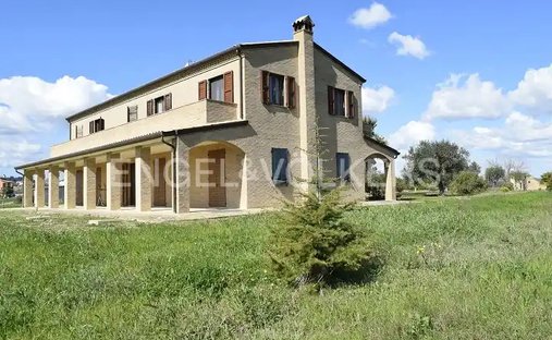 House in Potenza Picena, Marche, Italy 1