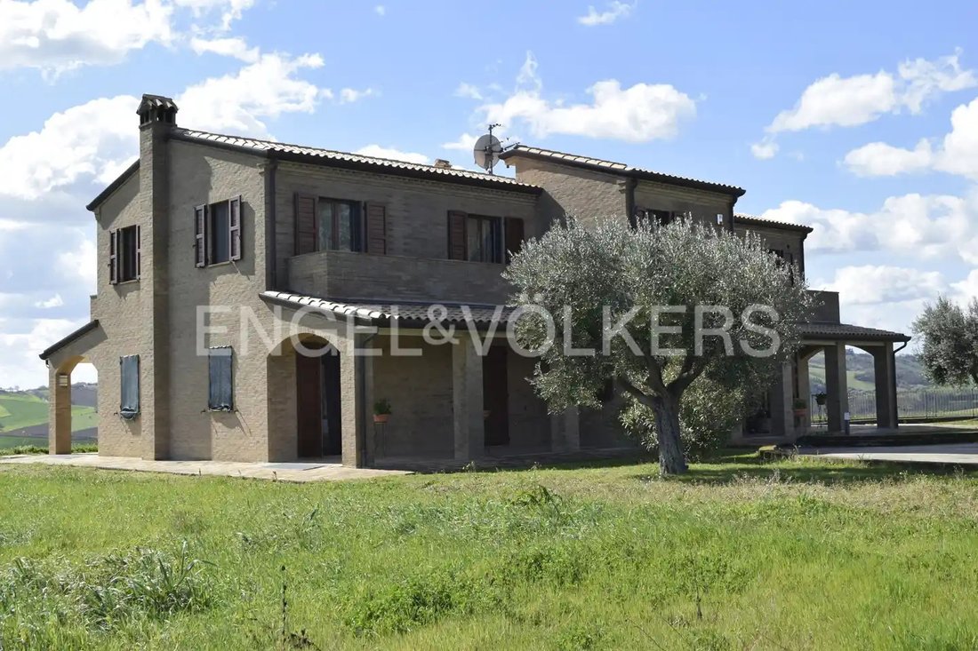 House in Potenza Picena, Marche, Italy 2 - 14502296