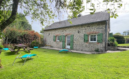Castle for Sale in Guéret, Nouvelle-Aquitaine, France