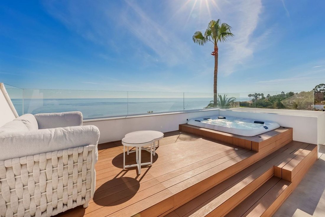 Villa in Estepona, Andalusia, Spain 3 - 14503647