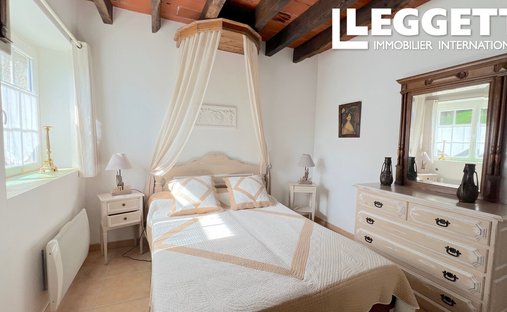 Castle for Sale in Guéret, Nouvelle-Aquitaine, France