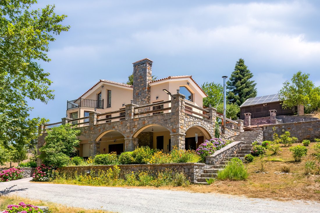 Villa in Seta Municipal Commune, Amarynthos, Greece 1 - 14504639