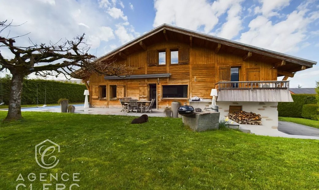 Amancy, Unobstructed View In Amancy, Auvergne Rhône Alpes, France For