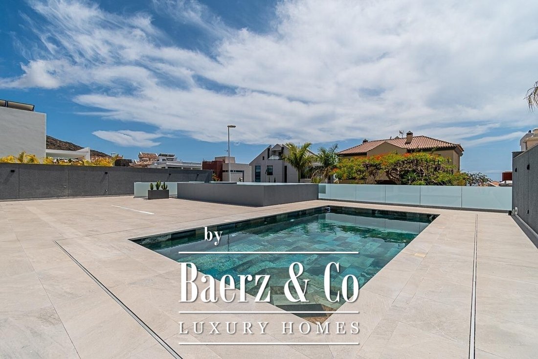 Villa in Costa Adeje, Adeje, Canary Islands 3 - 14503801