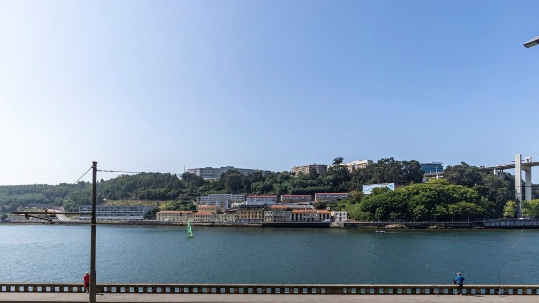 Apartment in Lordelo do Ouro e Massarelos, Porto District, Portugal 1 - 14505279