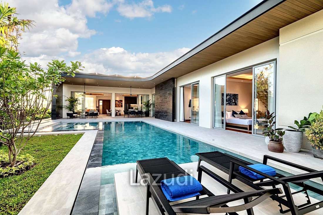 Villa in Thep Krasatti, Phuket, Thailand 1 - 13629470