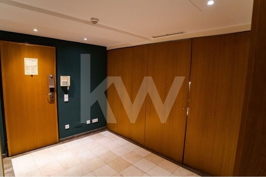 Apartment in Santo Antonio, Lisbon, Portugal 5 - 14503157