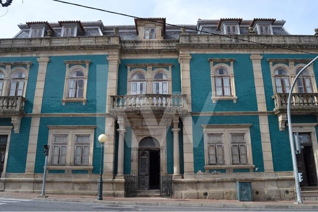 Townhouse in Tortosendo, Castelo Branco District, Portugal 1 - 14503167