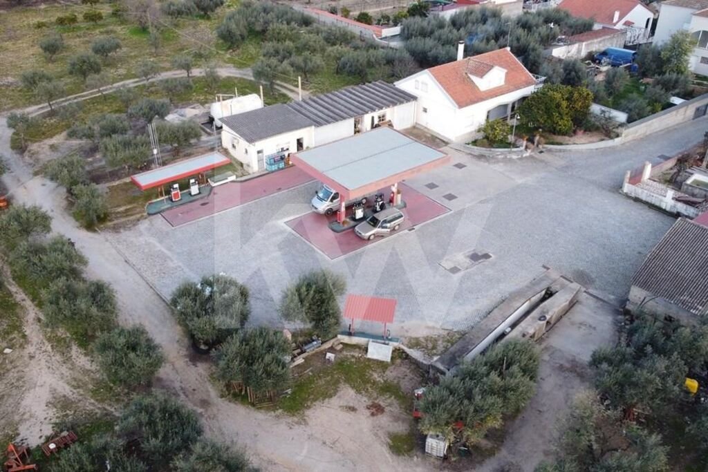 Fundão Town House In Orca, Castelo Branco District, Portugal For Sale