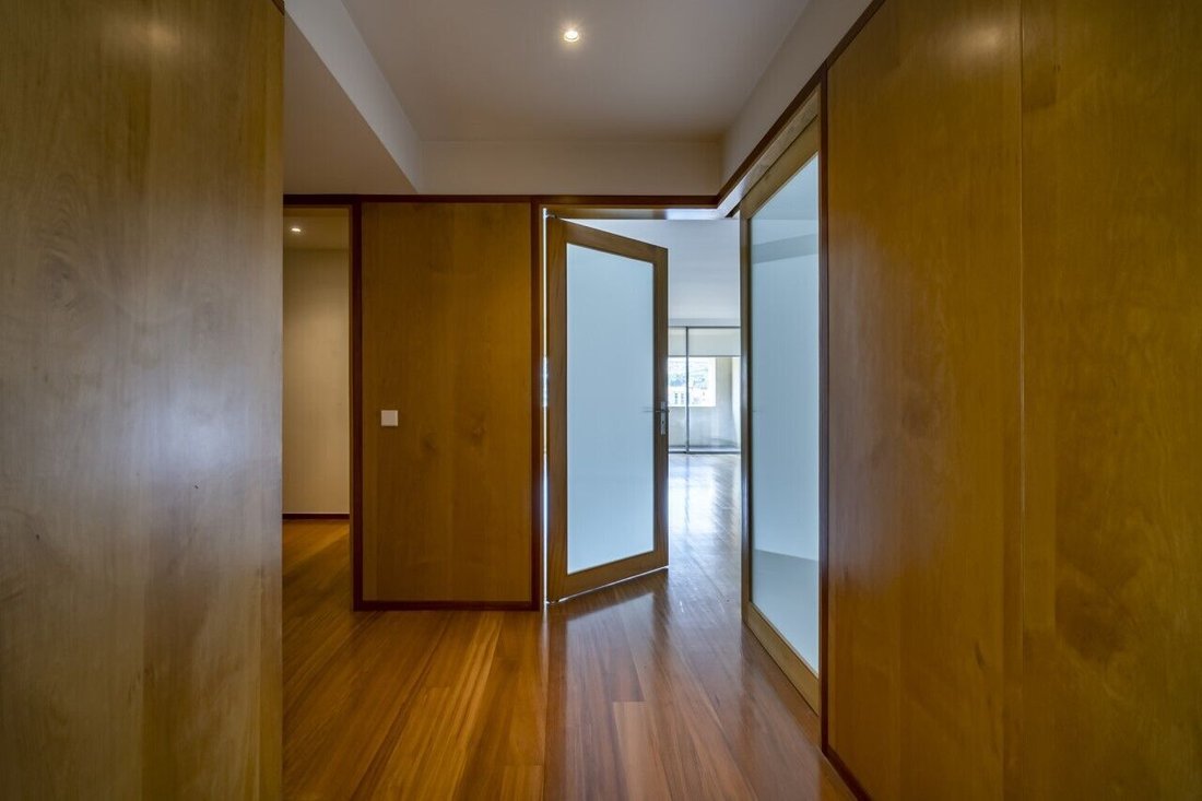 Apartment in Lordelo do Ouro e Massarelos, Porto District, Portugal 2 - 14505279