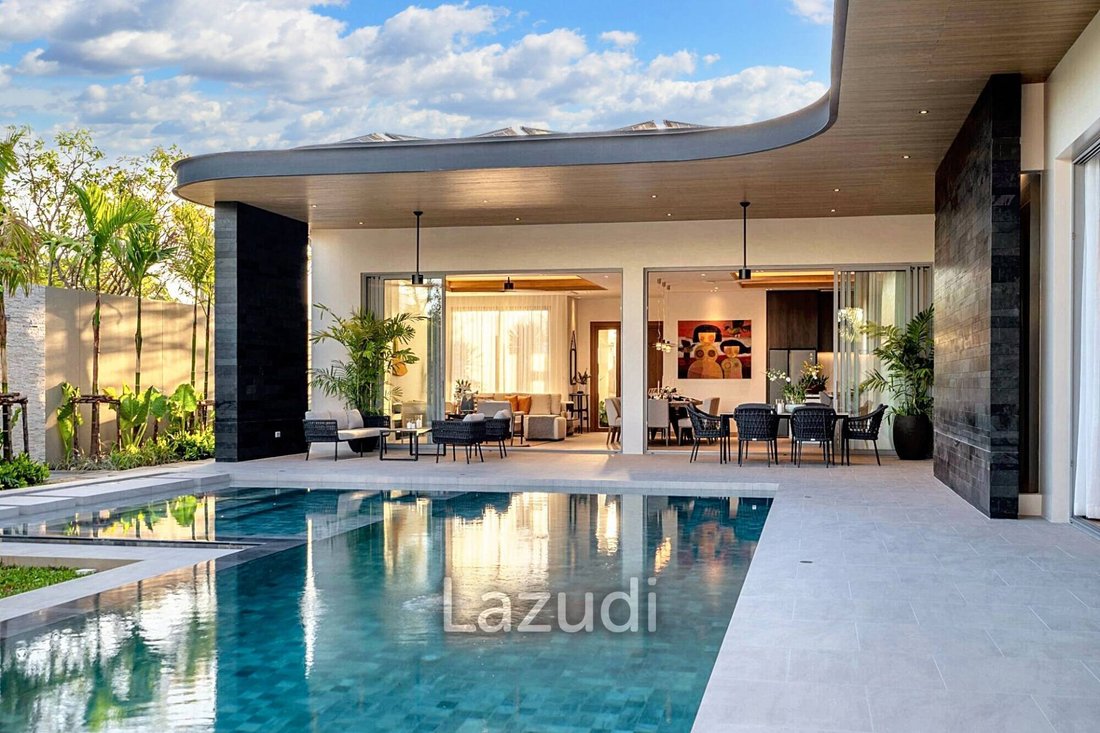 Villa in Thep Krasatti, Phuket, Thailand 2 - 13629479