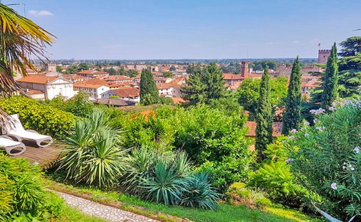 Villa in Marostica, Veneto, Italy 1