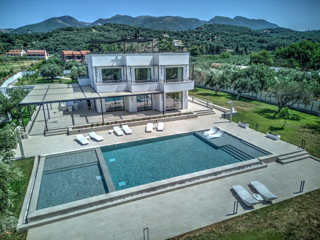 Villa in Corfu, Peloponnese, Western Greece and the Ionian, Greece 4 - 14512149
