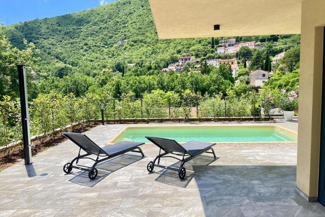 Villa in Opcina Moscenicka Draga, Primorje-Gorski Kotar County, Croatia 2 - 14509951