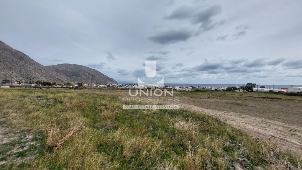 Land in Thira, Aegean, Greece 3 - 14507656
