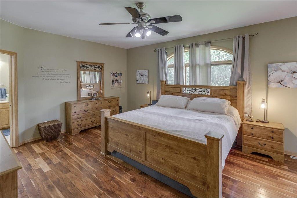House in Motley, Minnesota, United States 2 - 14506883