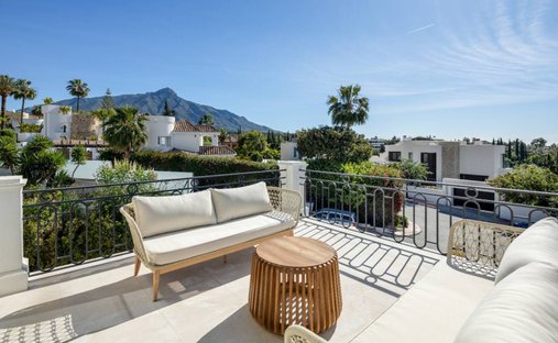 Villa en Nueva Andalucía, Marbella, España 1