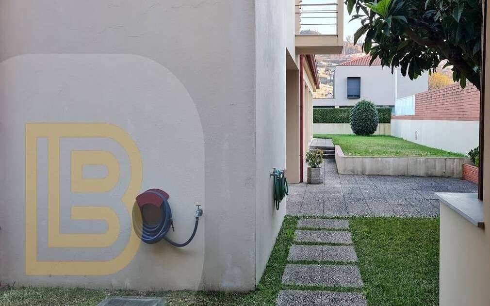 House in Oliveira, Sao Paio e Sao Sebastiao, Braga, Portugal 3 - 14507667
