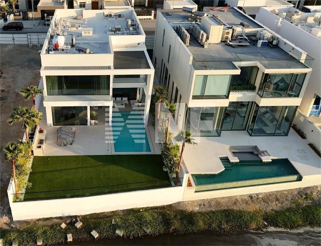 Villa in Jumeirah Park, Dubai, United Arab Emirates 1 - 14509854