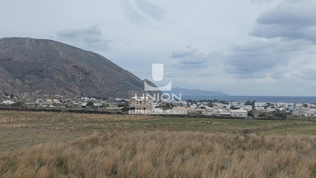 Land in Thira, Aegean, Greece 4 - 14507656